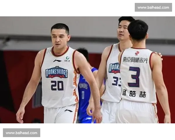 曾繁日官宣加盟深圳男篮！2 年合同开启新征程，已正式报到