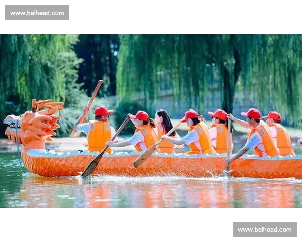 沪上白领龙舟竞渡:桨声激荡青春,共绘协作新篇 沪上白领龙舟竞渡:桨声激荡青春,共绘协作新篇