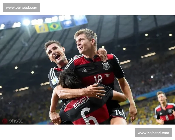 国米尤文 1.2 亿争夺 18 岁锋线妖星 青年队 33 场 28 球创纪录