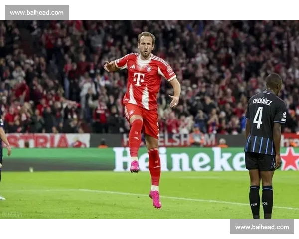 拜仁 5000 万强攻斯图加特神锋!俱乐部震怒开启转会拉锯战 拜仁 5000 万强攻斯图加特神锋!俱乐部震怒开启转会拉锯战