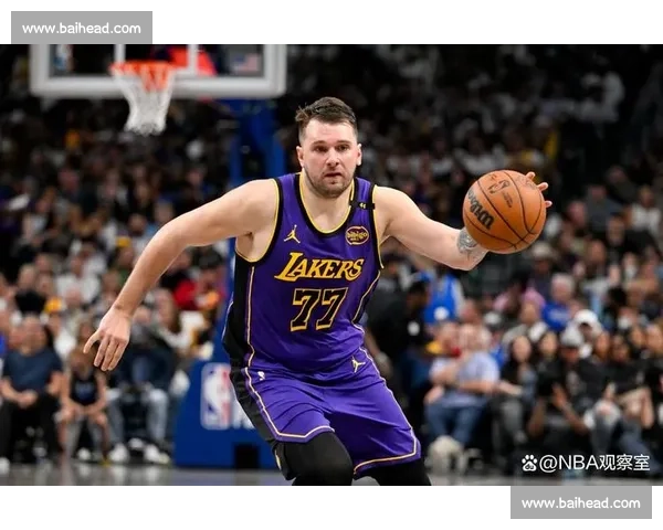 🔥东契奇惊现魔鬼瘦身！球衣号码从 077 缩水成 7，球迷惊呼认不出！🔥